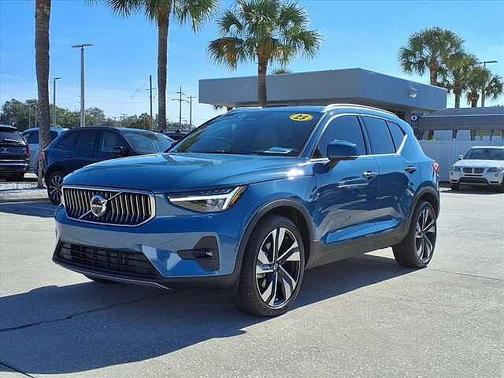 2023 Volvo XC40 Plus