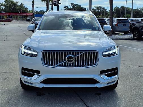 2024 Volvo XC90 B5 Core Bright Theme