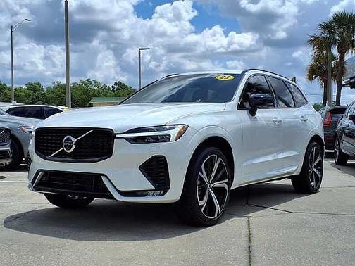 Crystal White 2025 Volvo XC60 Ultra