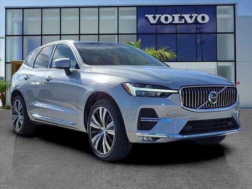 2023 Volvo XC60 Plus