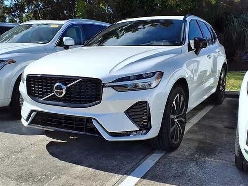 2024 Volvo XC60 Plus