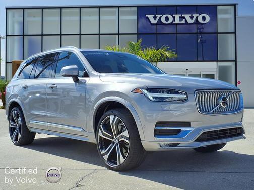 2024 Volvo XC90 B6 Ultimate Bright Theme 7P
