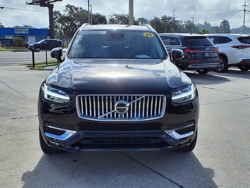 2024 Volvo XC90 B5 Core Bright Theme
