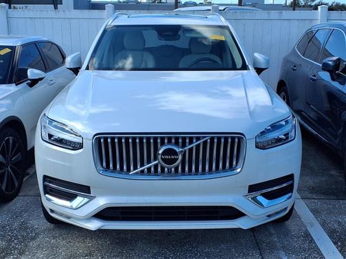 2024 Volvo XC90 B5 Core Bright Theme