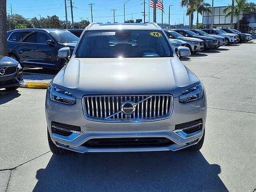 2024 Volvo XC90 Core