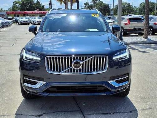 2024 Volvo XC90 Core