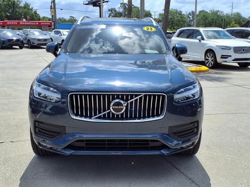 2023 Volvo XC90 B5 Core