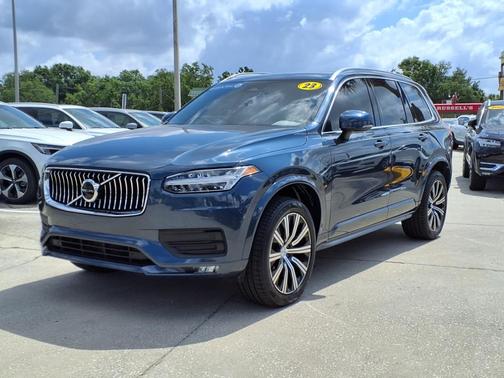 2023 Volvo XC90 B5 Core