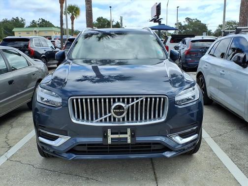 2023 Volvo XC90 B6 Ultimate Bright Theme 7P