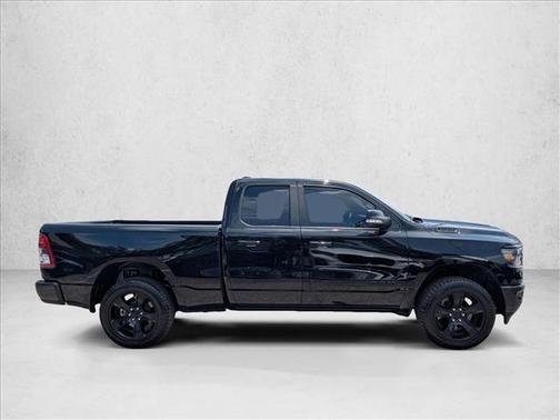 Diamond Black Crystal Pearlcoat 2022 RAM 1500 Big Horn/Lone Star