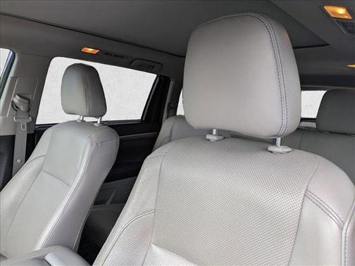 Midnight Black Metallic 2018 Toyota Highlander Limited Platinum
