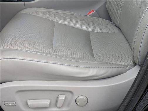 Midnight Black Metallic 2018 Toyota Highlander Limited Platinum