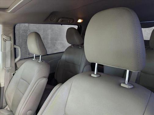 2020 Toyota Sienna XLE