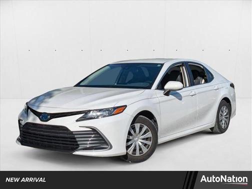 2022 Toyota Camry LE