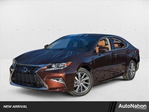 2016 Lexus ES 300h Base