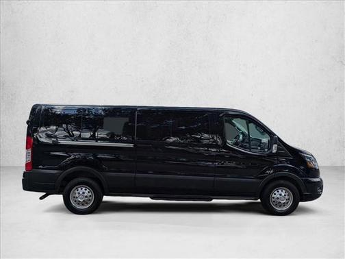 2022 Ford Transit-350 XLT
