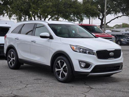 2016 Kia Sorento EX