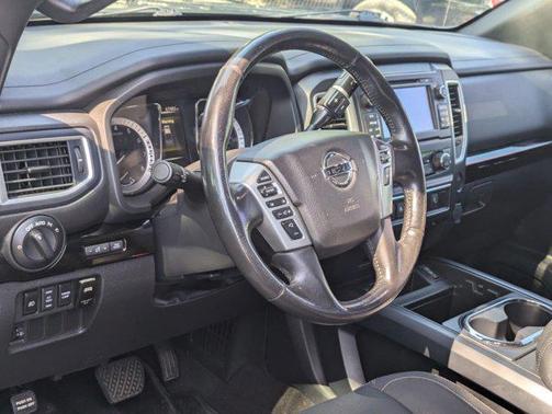 2018 Nissan Titan SV