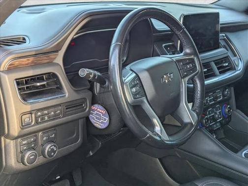 2022 Chevrolet Suburban 4WD Z71
