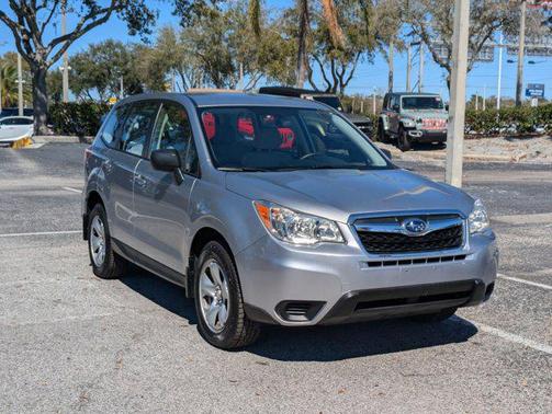 2014 Subaru Forester 2.5i