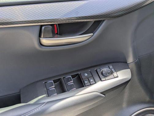 Atomic Silver [Silve 2021 Lexus NX 300 Base