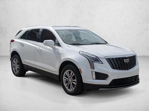 Crystal White Tricoat 2021 Cadillac XT5 Premium Luxury