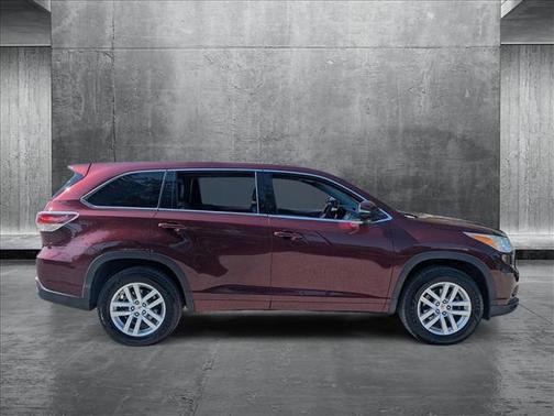 2014 Toyota Highlander LE