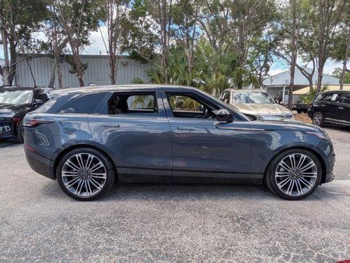 Zadar Grey Premium Metallic 2024 Land Rover Range Rover 3.0L V6 Supercharged HSE