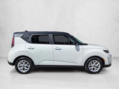 2024 Kia Soul S