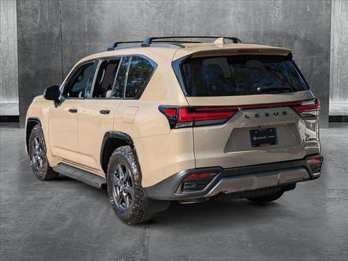 2025 Lexus LX 700h Overtrail