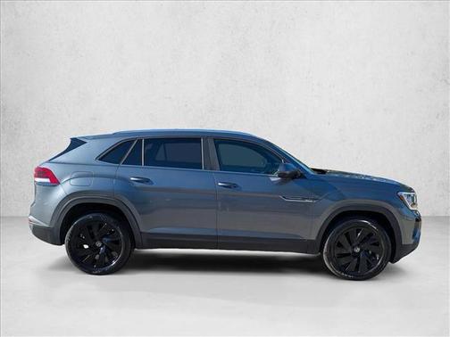Platinum Gray Meta 2024 Volkswagen Atlas Cross Sport 2.0T SE w/Technology