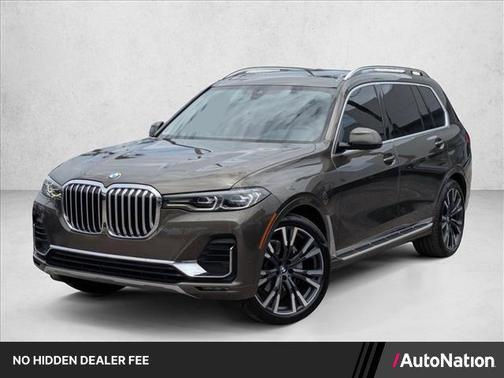 Manhattan Green Metallic 2022 BMW X7 xDrive40i