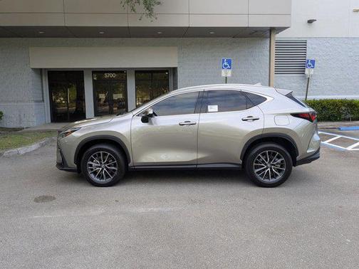 2025 Lexus NX 350 Premium