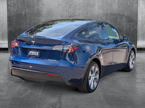 2023 Tesla Model Y Long Range Dual Motor All-Wheel Drive