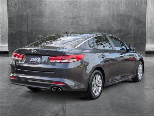 2017 Kia Optima LX