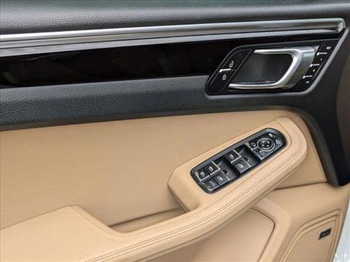2019 Porsche Macan AWD