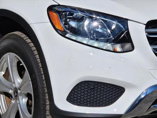 Polar White [White] 2018 Mercedes-Benz GLC 300 4MATIC