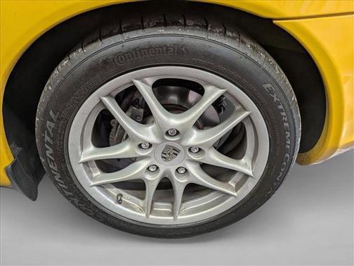 2004 Porsche Boxster 2dr Roadster Tiptronic