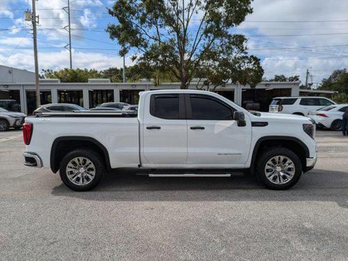 2023 GMC Sierra 1500 Pro