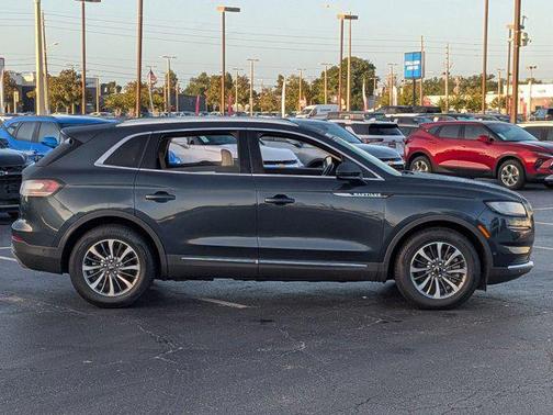 2021 Lincoln Nautilus Reserve