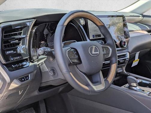 Caviar 2026 Lexus RX 450h+ Base