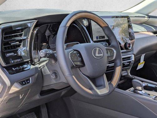Caviar 2026 Lexus RX 450h+ Base