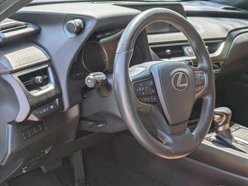 Eminent White Pearl 2022 Lexus UX 250h Base