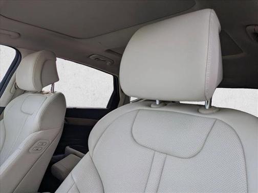 2022 Genesis GV80 2.5T