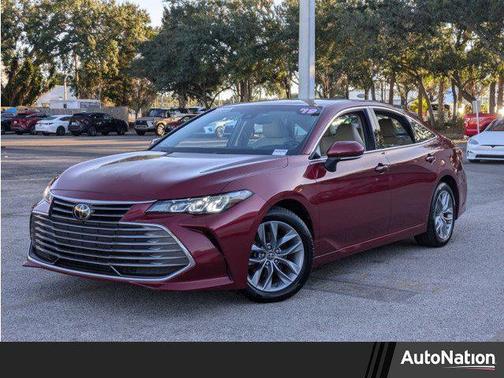 2019 Toyota Avalon XLE