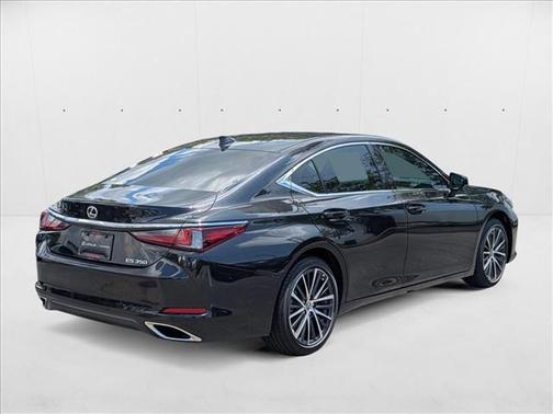 2025 Lexus ES 350 Base