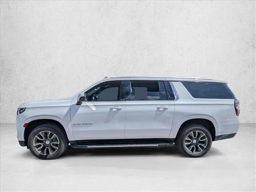 Summit White 2021 Chevrolet Suburban LT