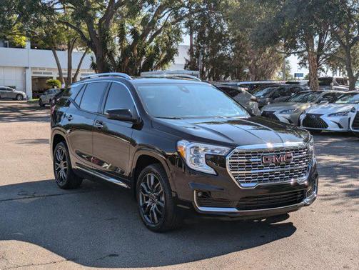 2023 GMC Terrain Denali