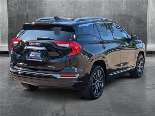 2023 GMC Terrain Denali
