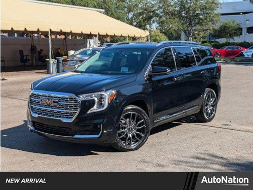 2023 GMC Terrain Denali
